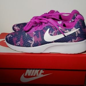 Women's Nike Tanjun Print running shoes